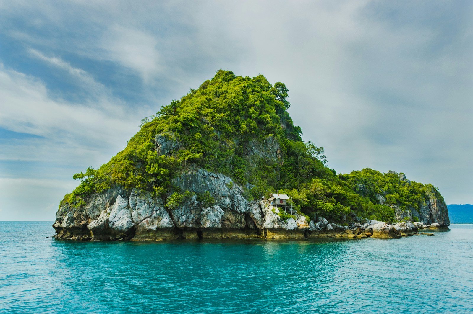 Clear tropical lagoon